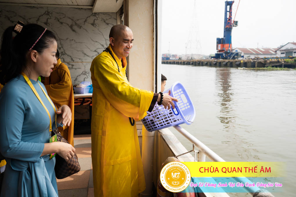 Hình Ảnh Phóng Sanh Tại Bến Bạch Đằng Lần 4 - Ngày 10/12/2023